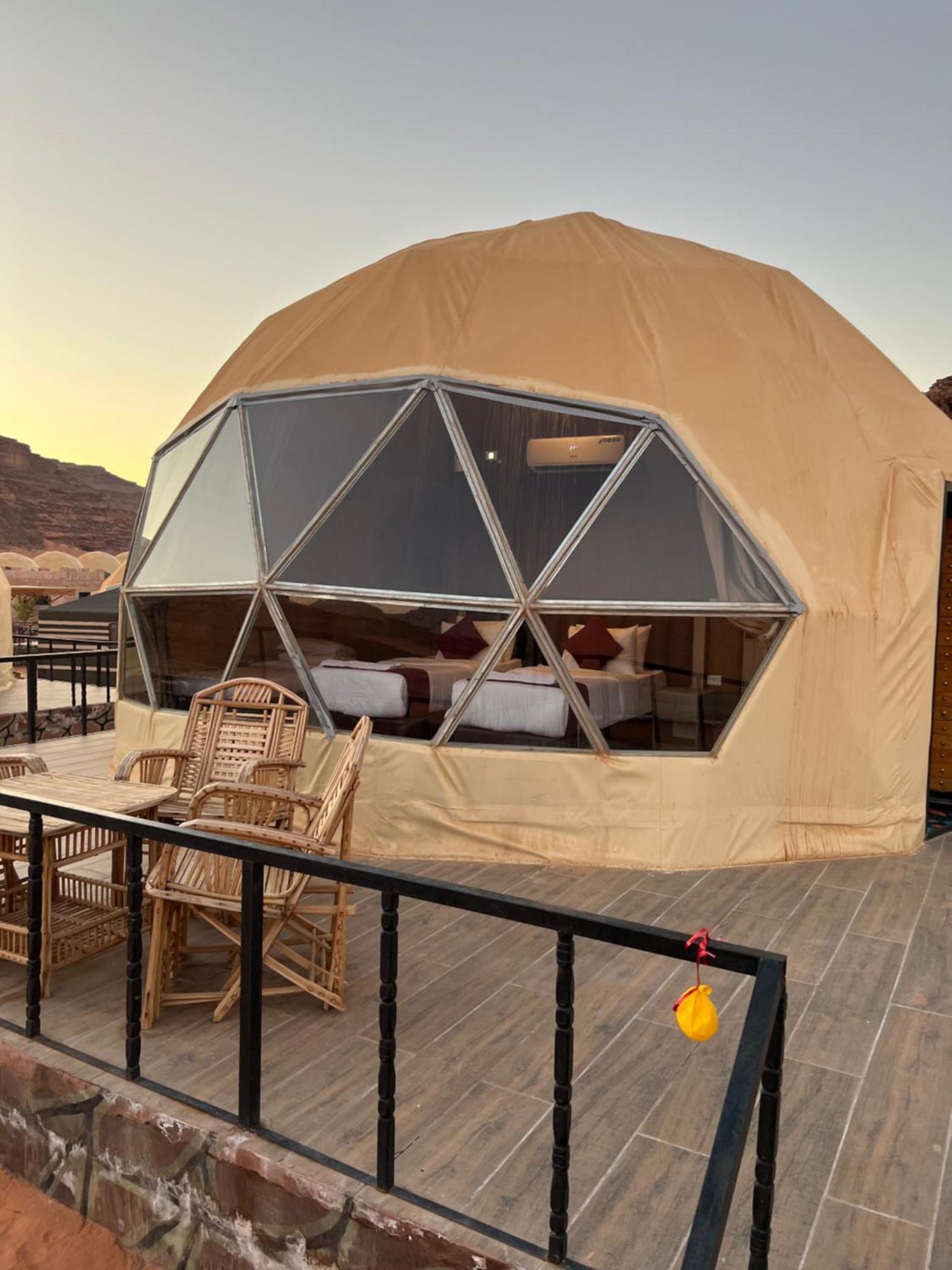 Revan Rum Luxury Camp 와디럼 외부 사진