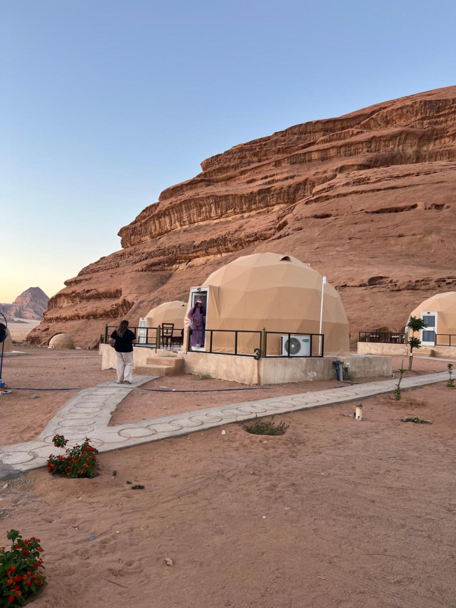 Revan Rum Luxury Camp 와디럼 외부 사진