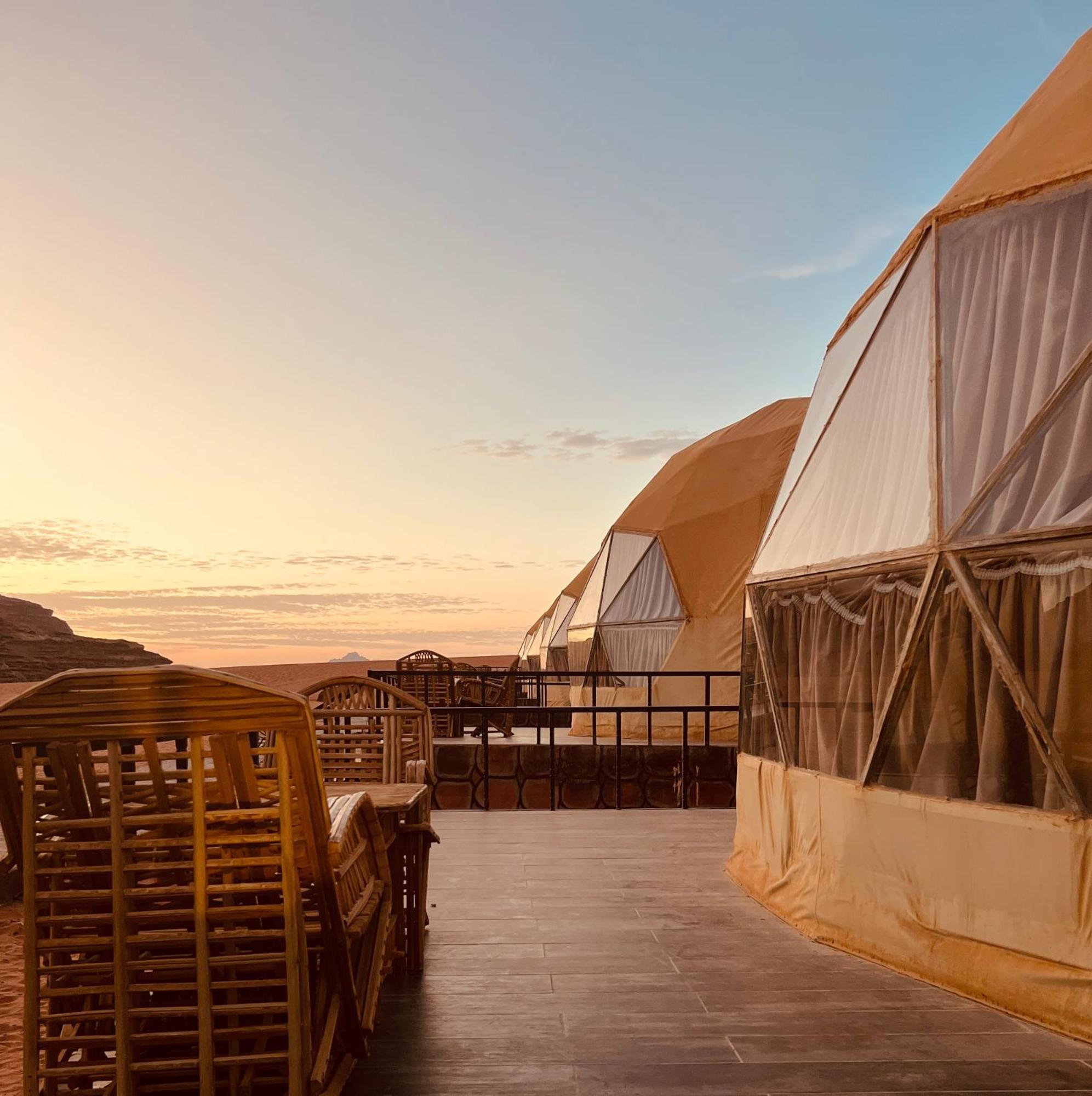 Revan Rum Luxury Camp 와디럼 외부 사진