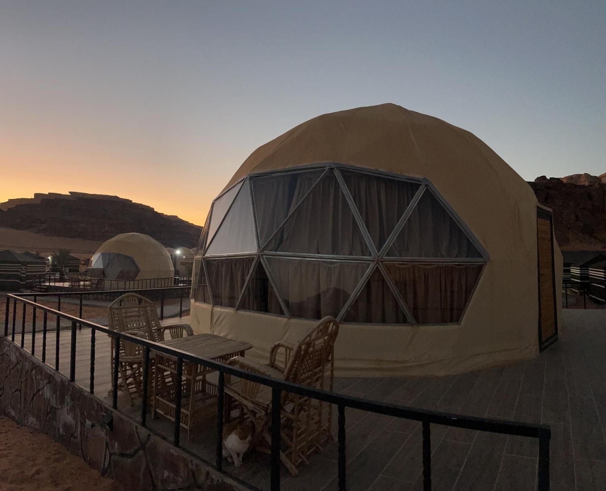 Revan Rum Luxury Camp 와디럼 외부 사진