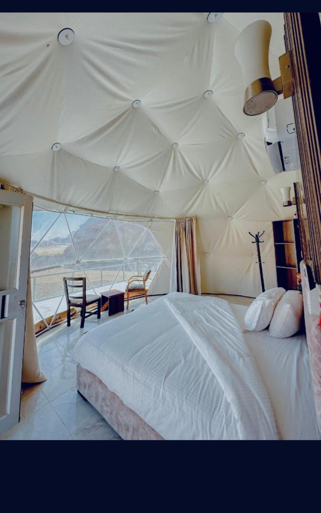 Revan Rum Luxury Camp 와디럼 외부 사진